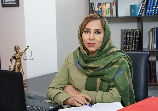 زهرا سلطانی ؛ وکیل در مشهد ؛ گروه وکلای دادران